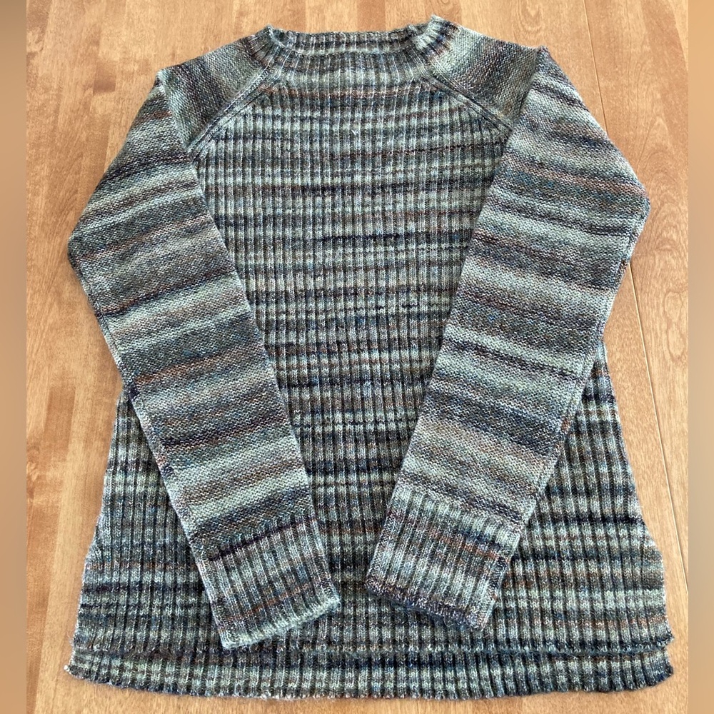 NWOT Sherpa women’s sweater